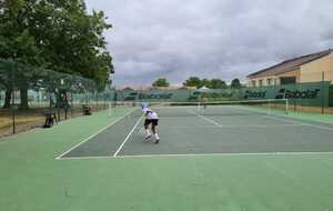 Jimi s'arrache lors de son match à 30/5 à Chateau