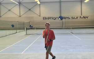 Malo souriant lors de son 1er tour maîtrisé à Brétignolles 😃
