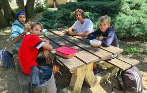 On est content d'être là ! 😅